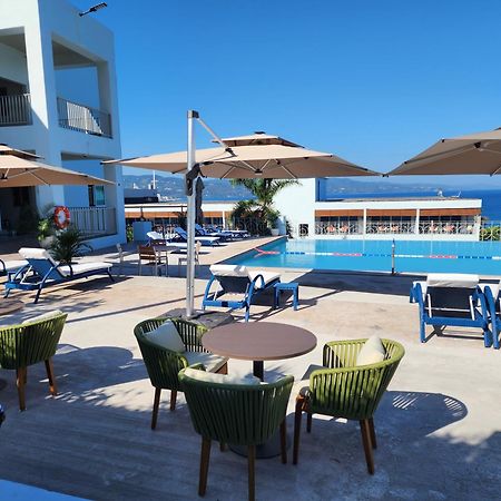 Hotel 39 Jamaica Montego Bay Buitenkant foto
