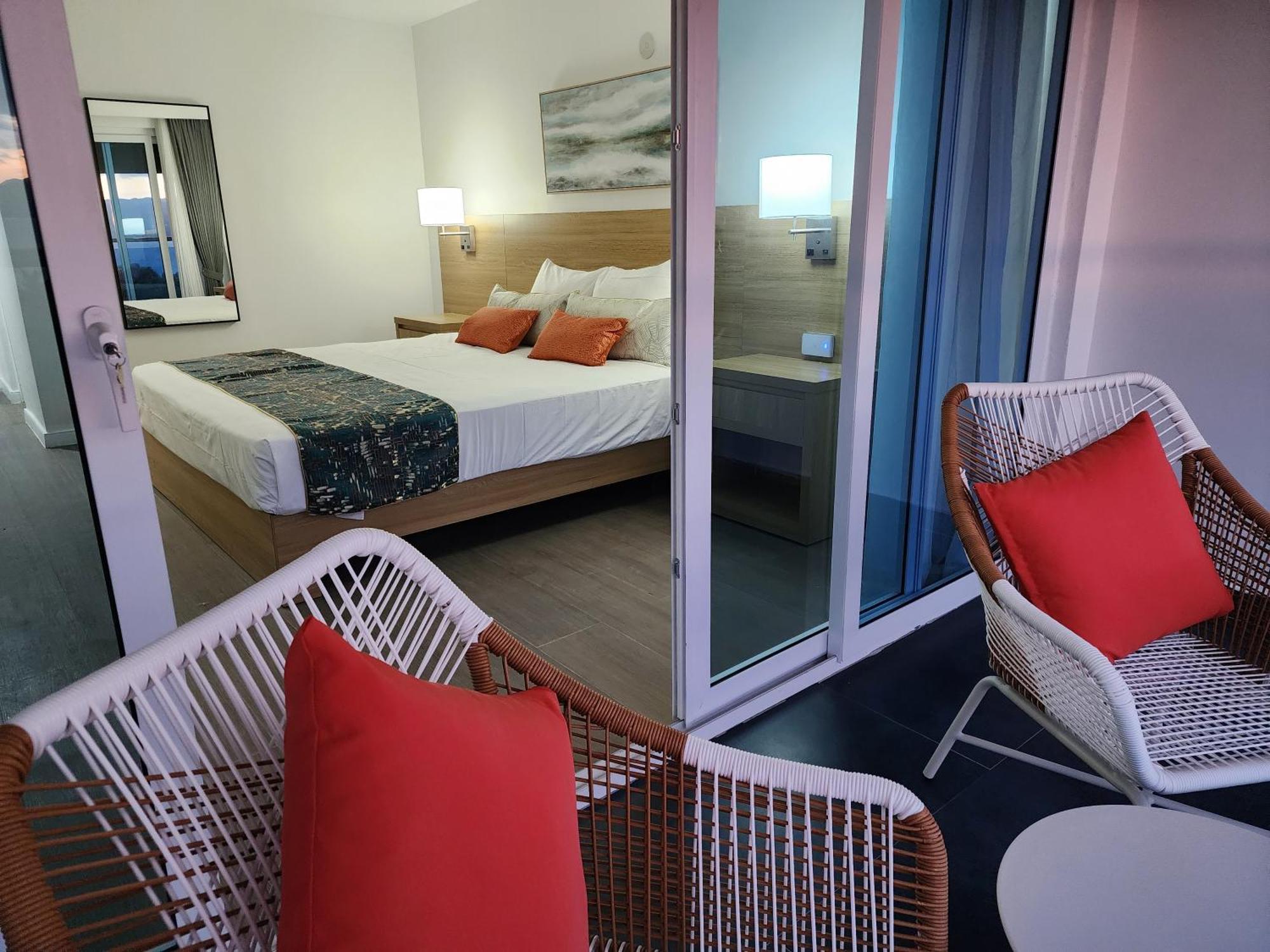 Hotel 39 Jamaica Montego Bay Buitenkant foto