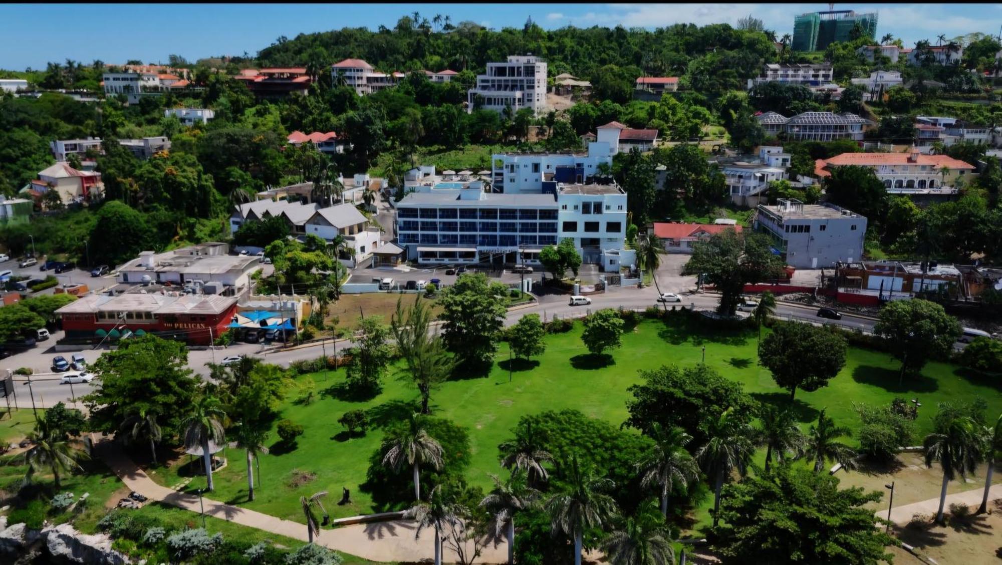 Hotel 39 Jamaica Montego Bay Buitenkant foto
